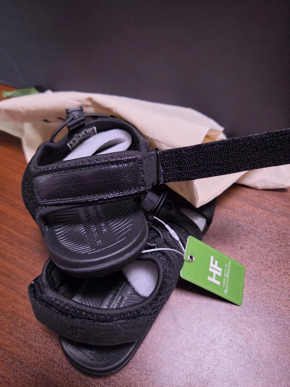 NWT HIKE Footwear HF Baresandals I Black Barefoot Sandals Women 7.5 Men 5.5